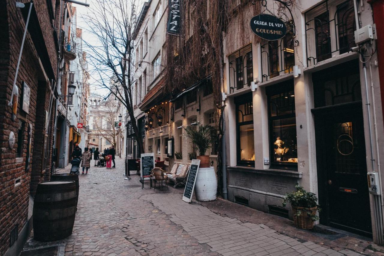 Huize 'De Moriaan' In Historic Center Antuérpia Exterior foto