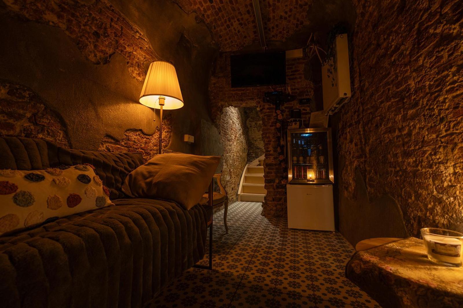 Huize 'De Moriaan' In Historic Center Antuérpia Exterior foto